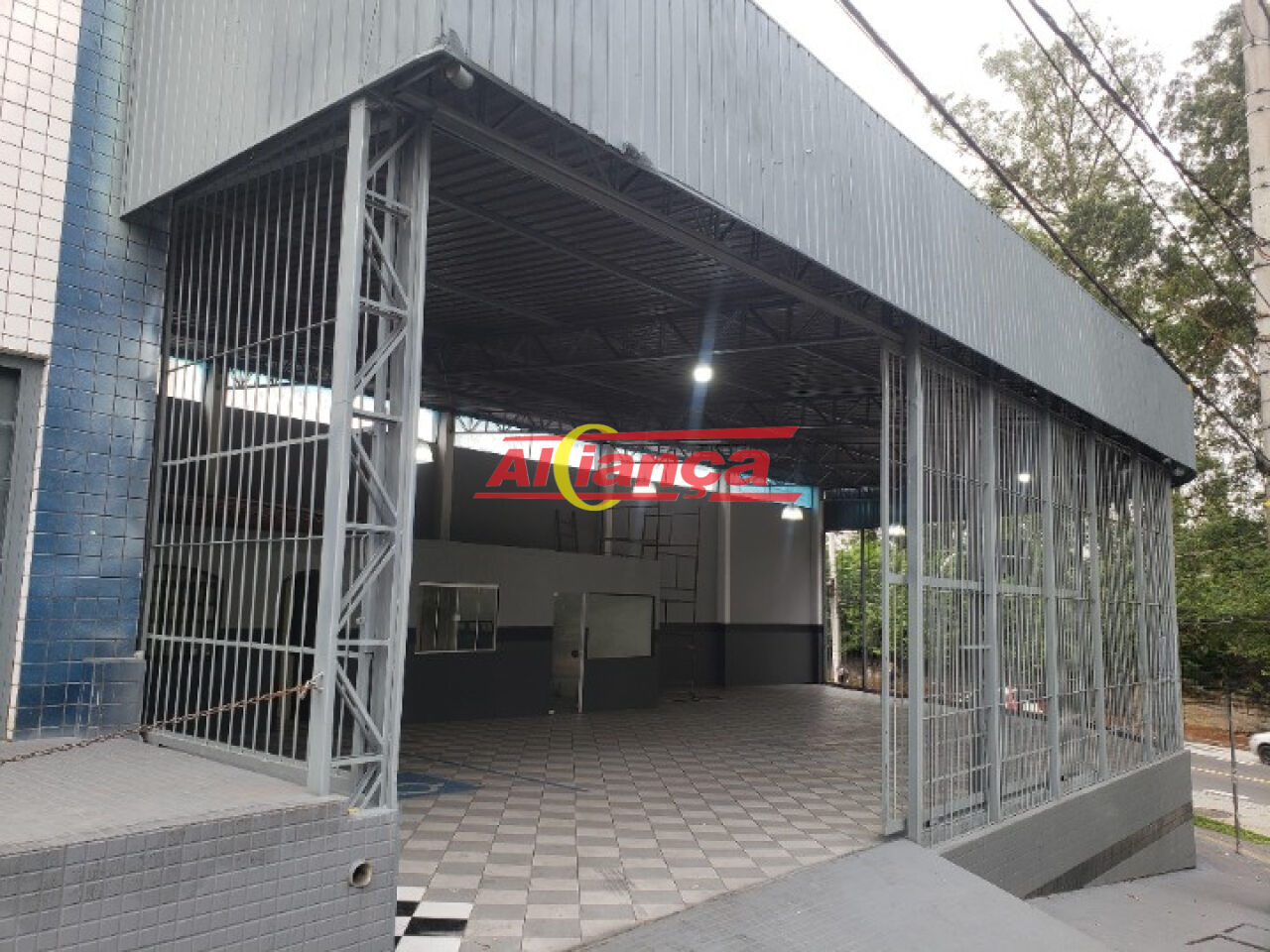Foto 1 de Comercial, para Locação, em Jardim Cumbica, Guarulhos - Ref AI55469