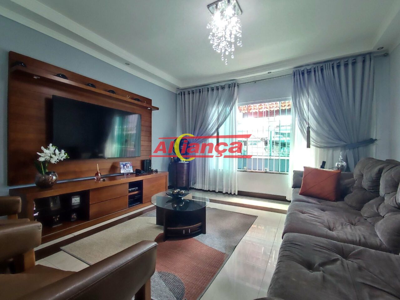 Foto 1 de Casa, para Venda, em Vila Maricy, Guarulhos - Ref AI55877