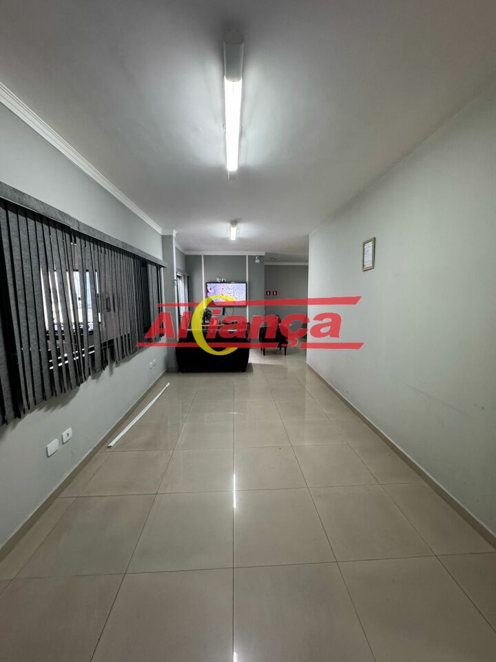 Foto 1 de Comercial, para Locação, em Vila Itapoan, Guarulhos - Ref AI56213