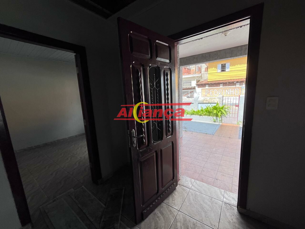 Foto 1 de Casa, para Locação, em Parque Santo Antônio, Guarulhos - Ref AI56607