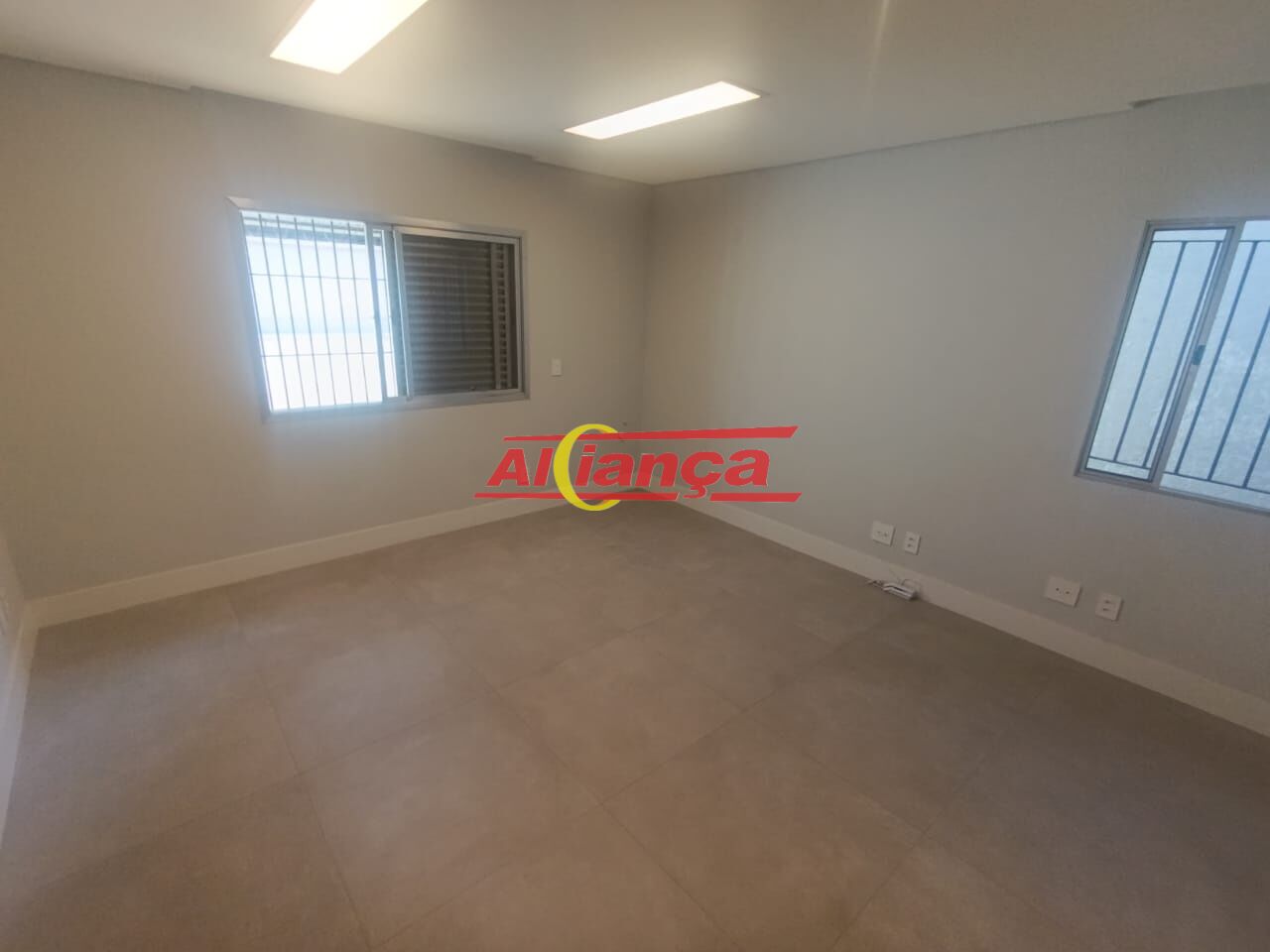 Foto 1 de Comercial, para Locação, em Centro, Guarulhos - Ref AI58128