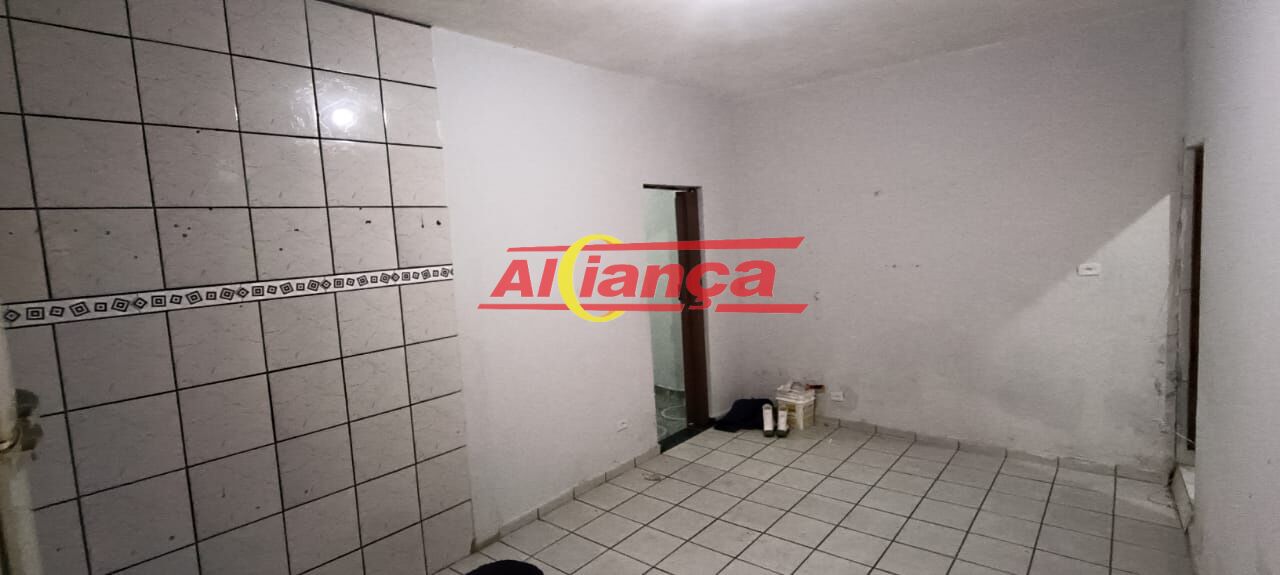 Foto 1 de Casa, para Locação, em Taboão, Guarulhos - Ref AI59058