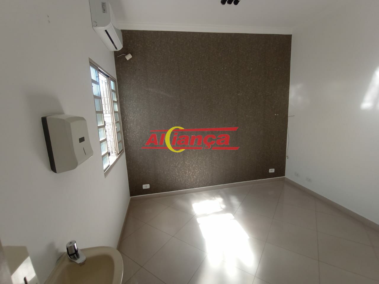 Foto 1 de Comercial, para Locação, em Cidade Maia, Guarulhos - Ref AI59084