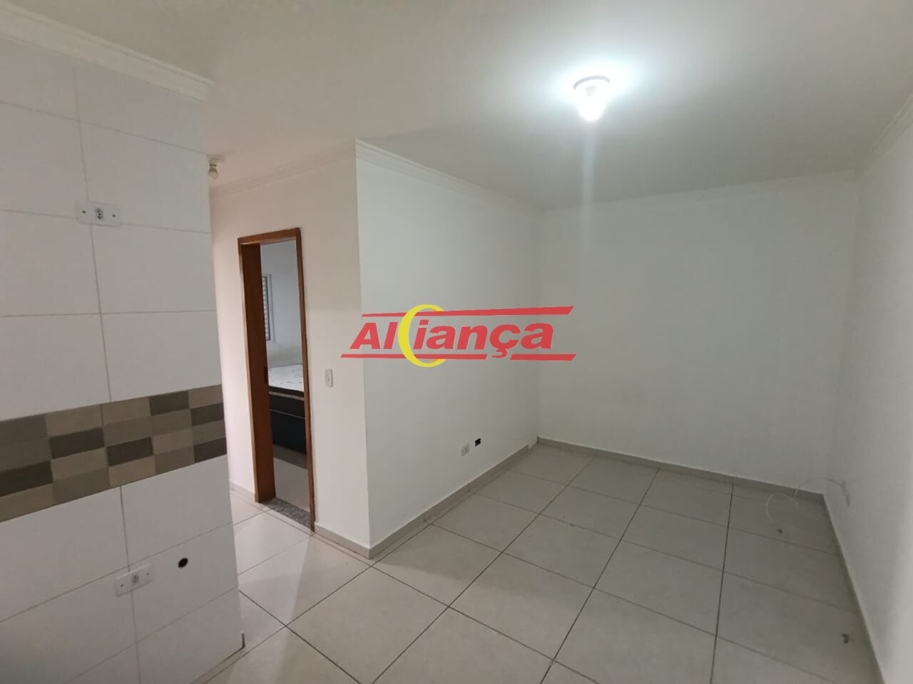 Foto 1 de Casa, para Locação, em Jardim Palmira, Guarulhos - Ref AI59867