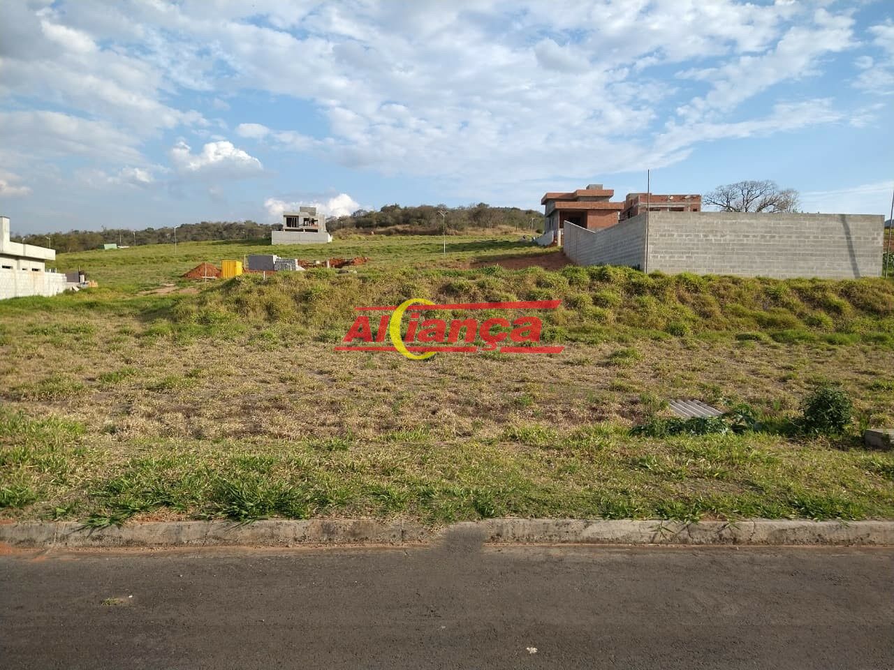 Foto 1 de Terreno, para Venda, em Laranja Azeda, Atibaia - Ref AI61505