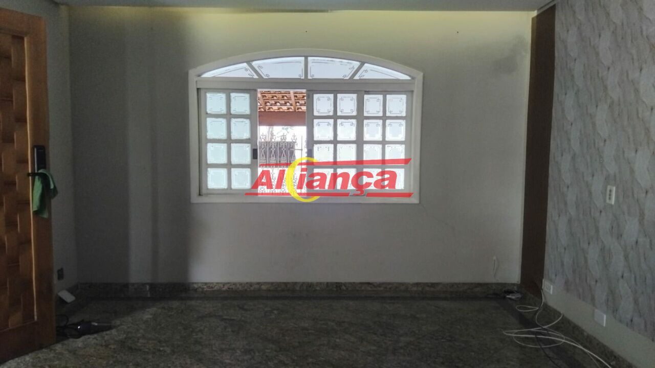 Foto 1 de Casa, para Locação, em Picanço, Guarulhos - Ref AI62597