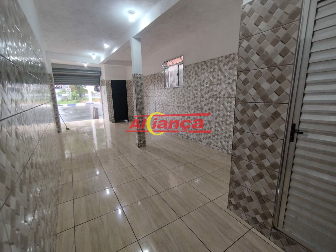 Foto 1 de Comercial, para Locação, em Parque Jurema, Guarulhos - Ref AI62834