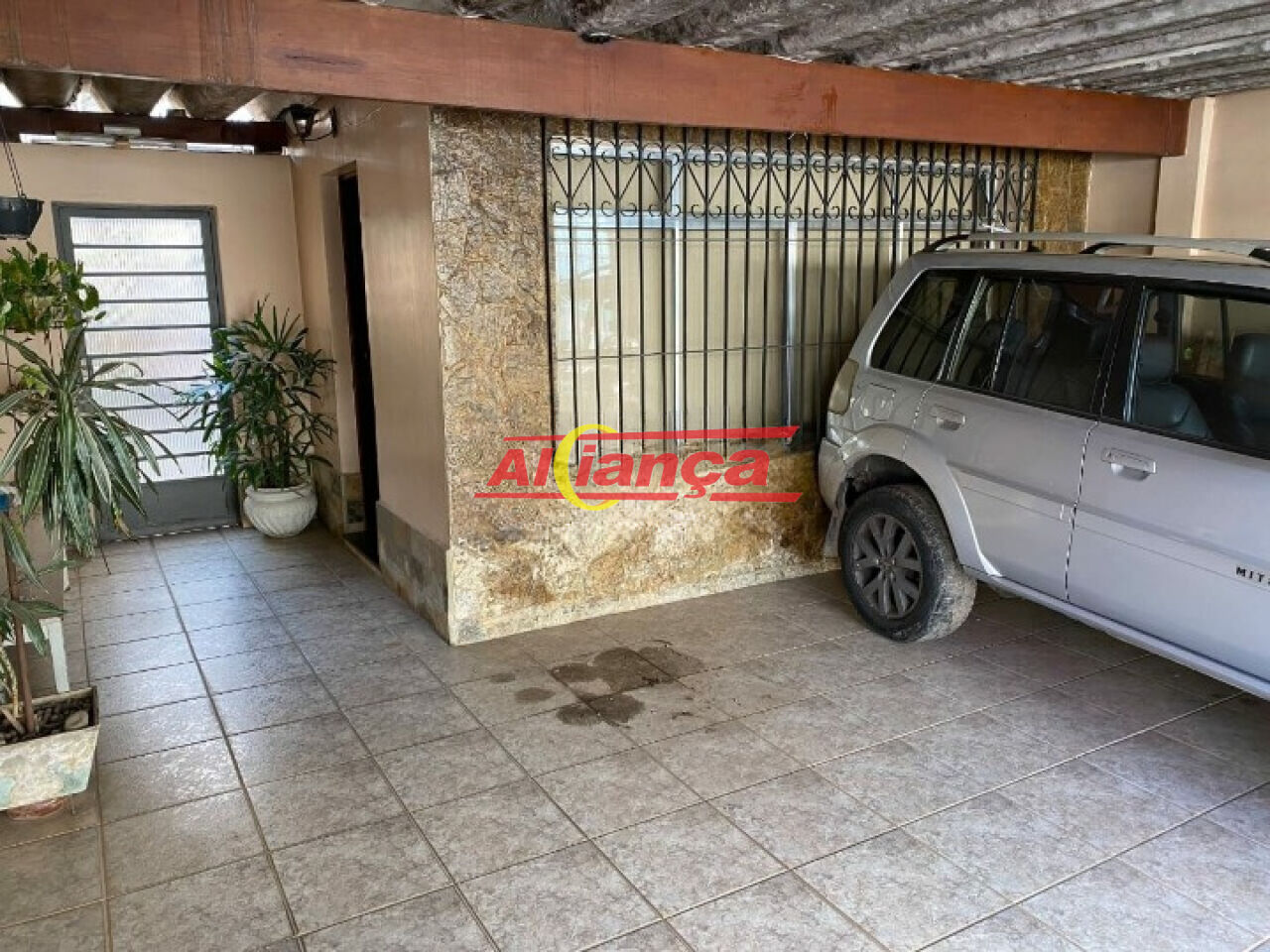 Foto 1 de Casa, para Venda, em Vila Galvão, Guarulhos - Ref AI62899