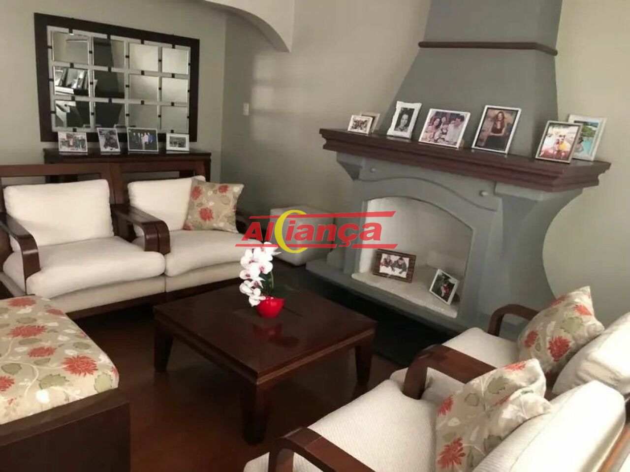 Foto 1 de Casa, para Locação, em Jardim Vila Galvão, Guarulhos - Ref AI63012
