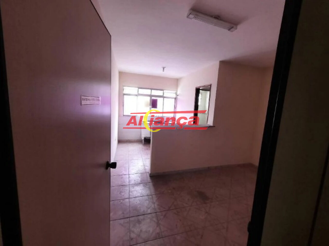 Foto 1 de Comercial, para Locação, em Jardim Cumbica, Guarulhos - Ref AI63678
