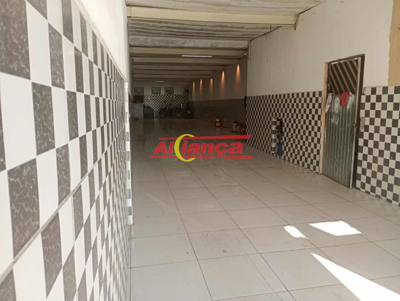Foto 1 de Comercial, para Venda, em Parque Maria Helena, Guarulhos - Ref AI63737
