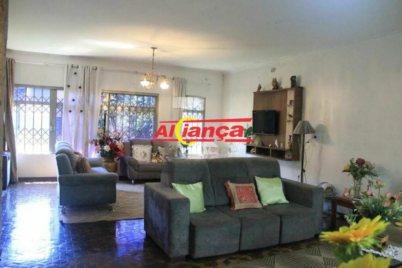 Foto 1 de Casa, para Locação, em Vila Galvão, Guarulhos - Ref AI63739