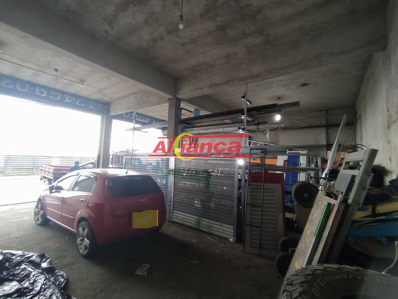 Foto 1 de Comercial, para Locação, em Jardim Santo Expedito, Guarulhos - Ref AI64517