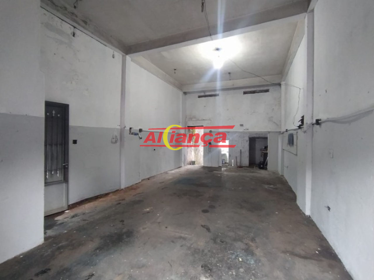 Foto 1 de Comercial, para Locação, em Jardim Paraventi, Guarulhos - Ref AI64644