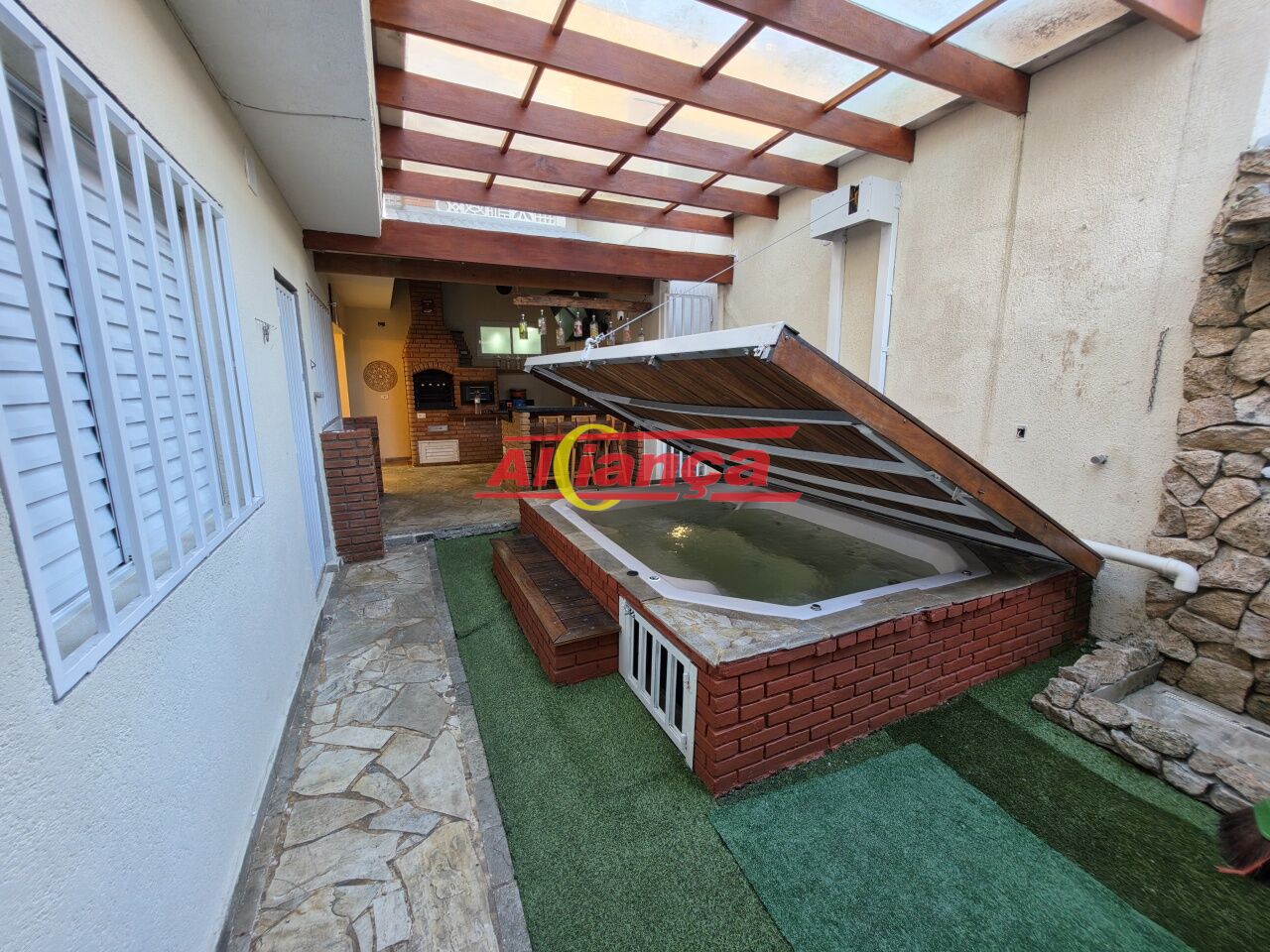Foto 1 de Casa, para Venda, em Jardim Pinhal, Guarulhos - Ref AI65425
