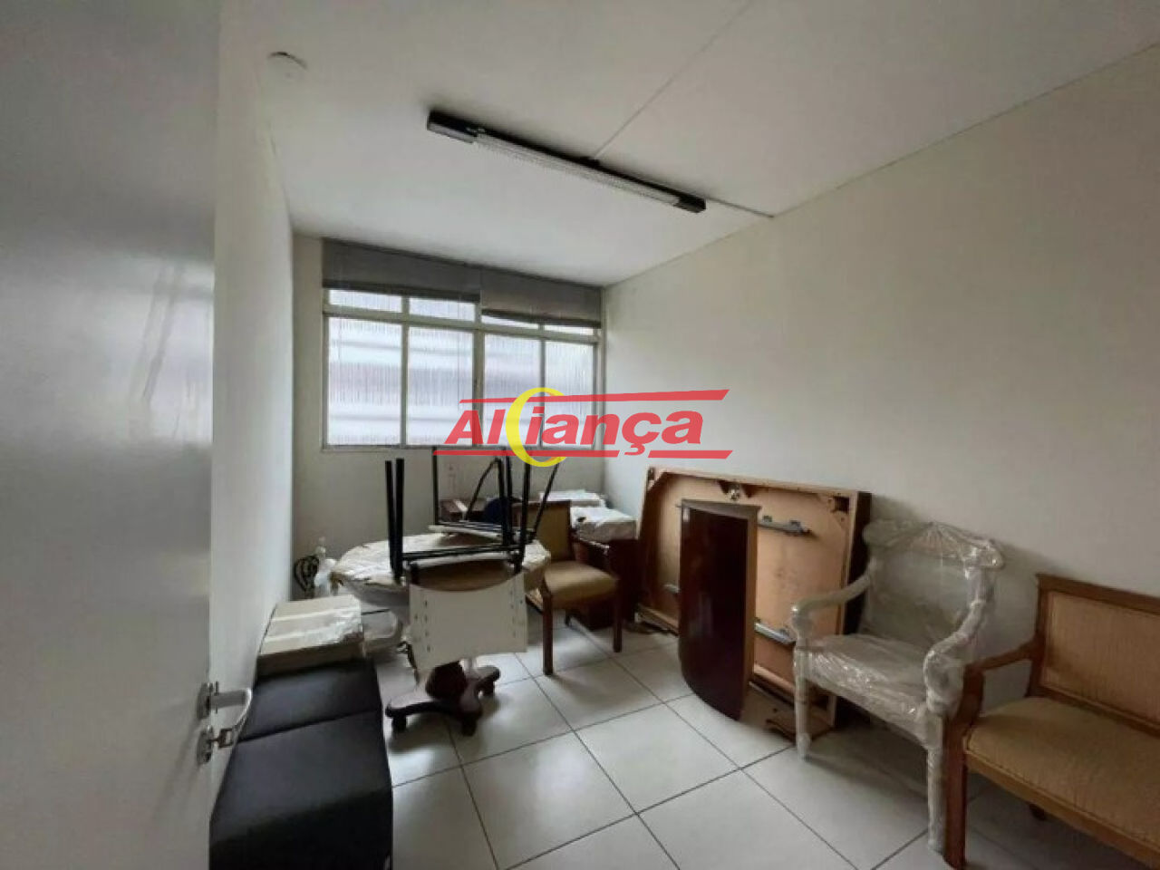 Foto 1 de Comercial, para Locação, em Jardim São José, Guarulhos - Ref AI65576