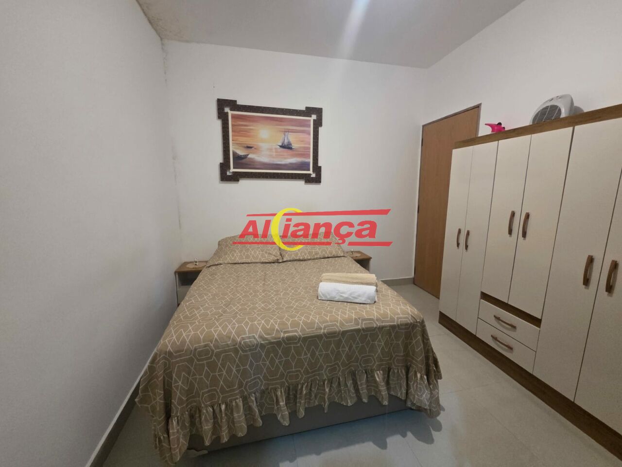 Foto 1 de Casa, para Locação, em Jardim Santa Mena, Guarulhos - Ref AI65842