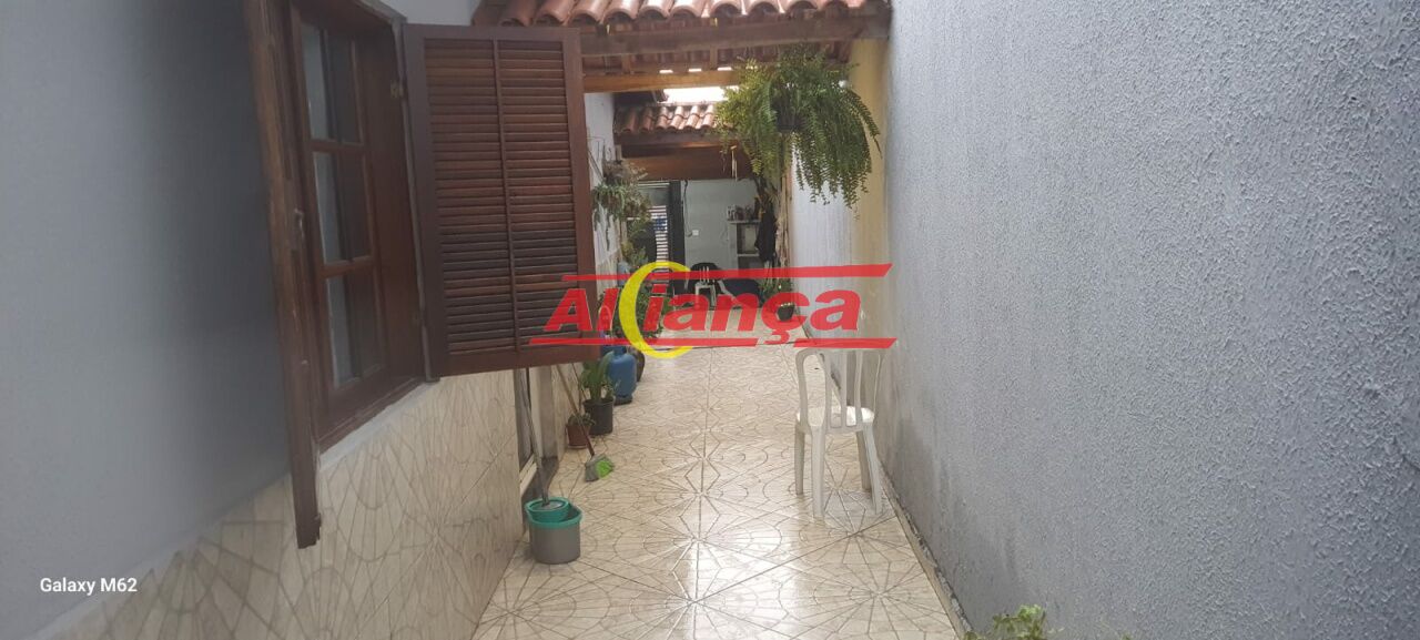 Foto 1 de Casa, para Venda, em Vila Nova Bonsucesso, Guarulhos - Ref AI66123