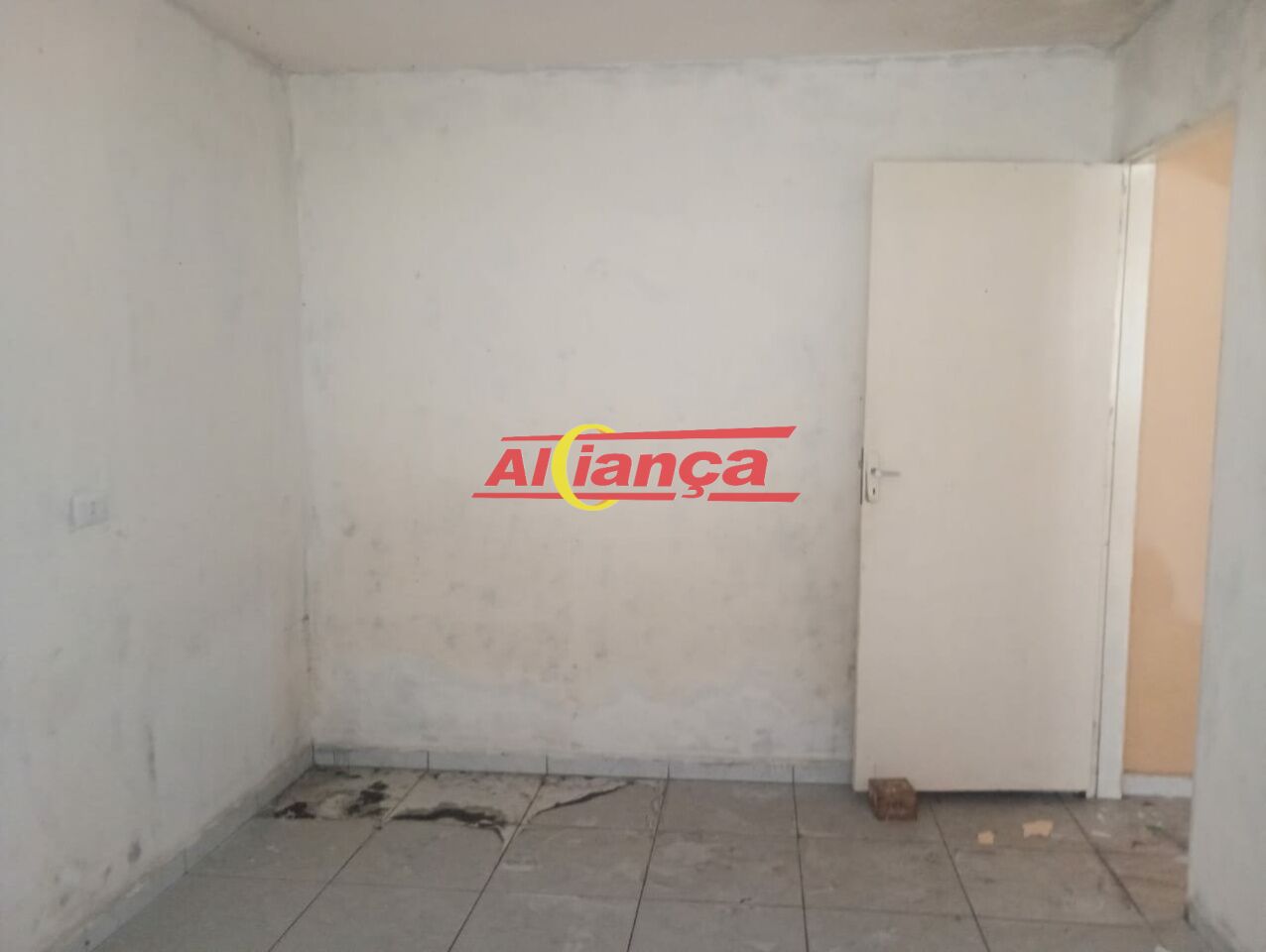 Foto 1 de Casa, para Venda, em Jardim São João, Guarulhos - Ref AI66825