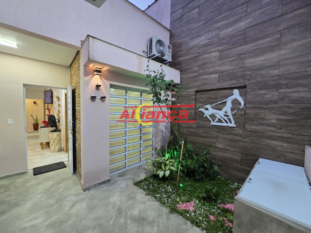 Foto 1 de Comercial, para Venda, em Vila Santana, São Paulo - Ref AI66855