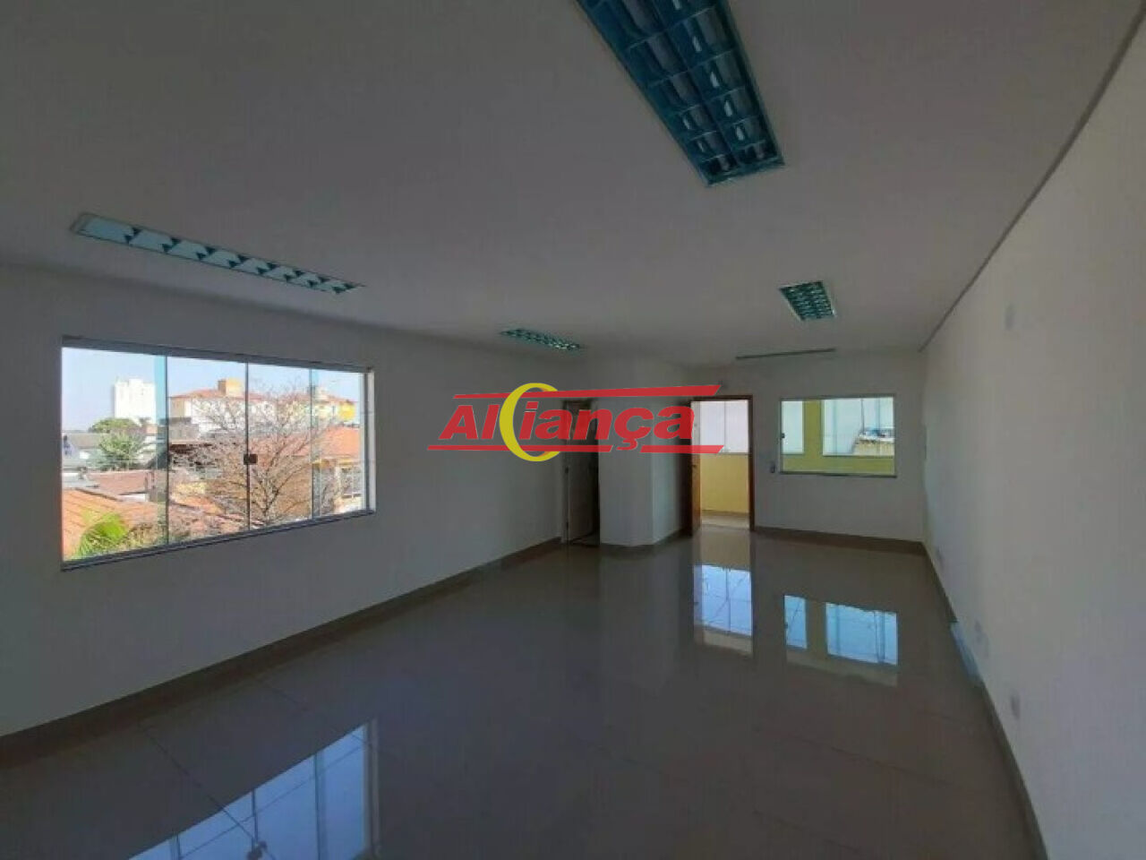 Foto 1 de Comercial, para Locação, em Jardim Tranqüilidade, Guarulhos - Ref AI67383