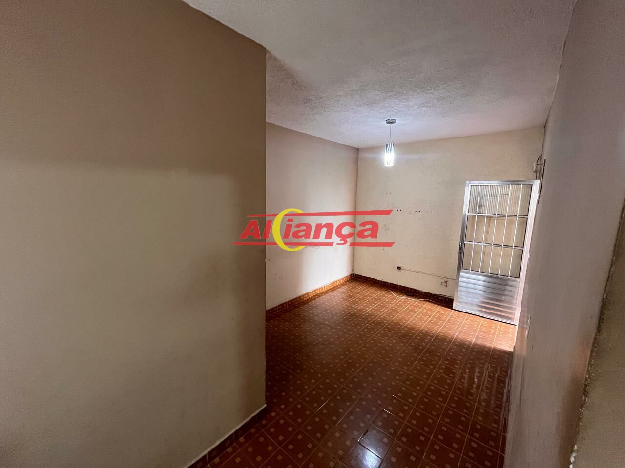 Foto 1 de Casa, para Venda, em Cidade Tupinambá, Guarulhos - Ref AI68569
