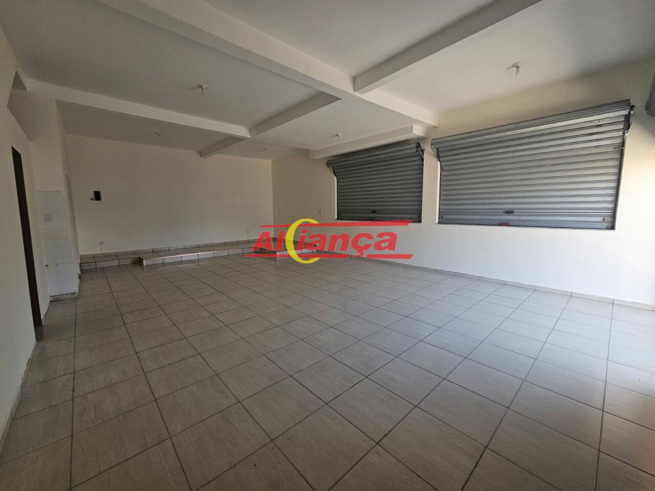 Foto 1 de Comercial, para Locação, em Vila Maricy, Guarulhos - Ref AI68702