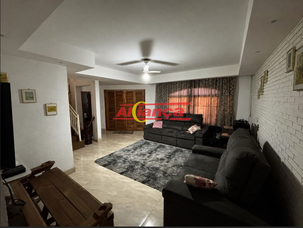 Foto 1 de Casa, para Venda, em Jordanópolis, Arujá - Ref AI69381