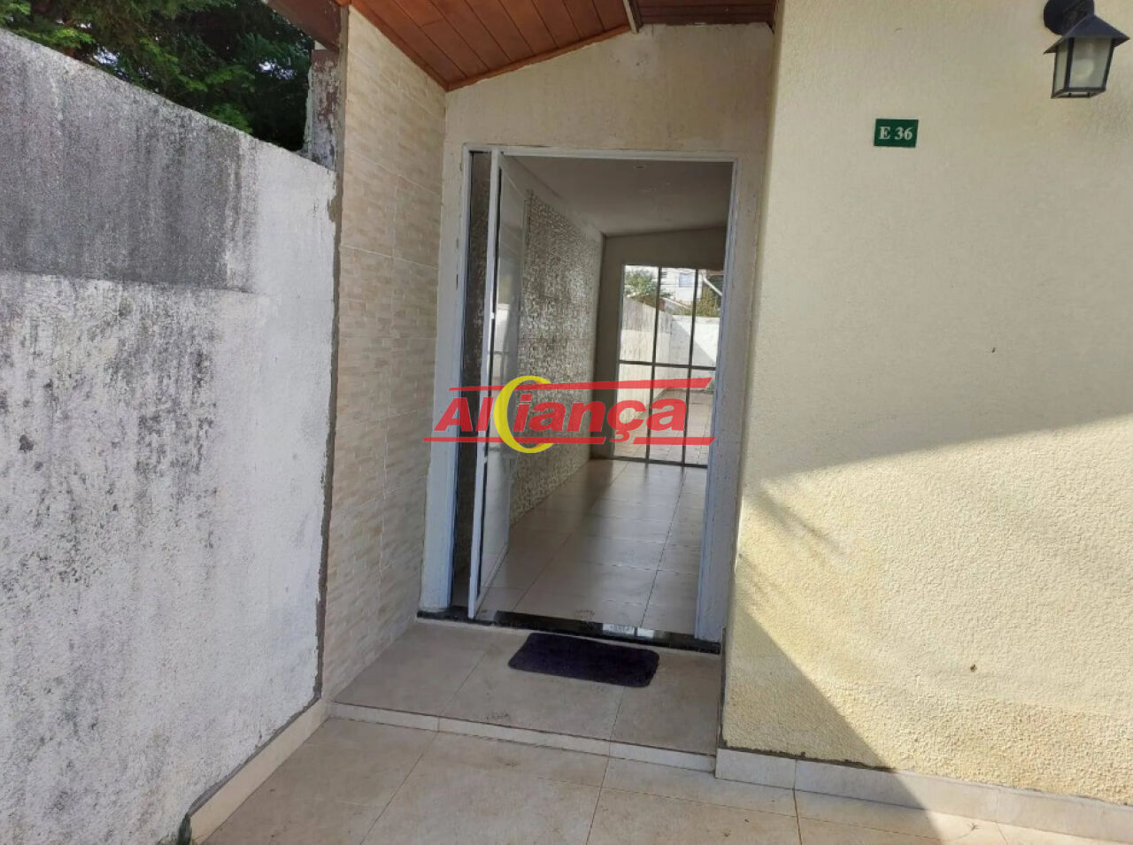 Foto 1 de Casa, para Locação, em Jardim Adriana, Guarulhos - Ref AI69933
