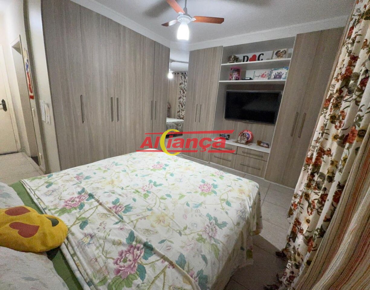 Foto 1 de Casa, para Venda, em Vila Galvão, Guarulhos - Ref AI70383