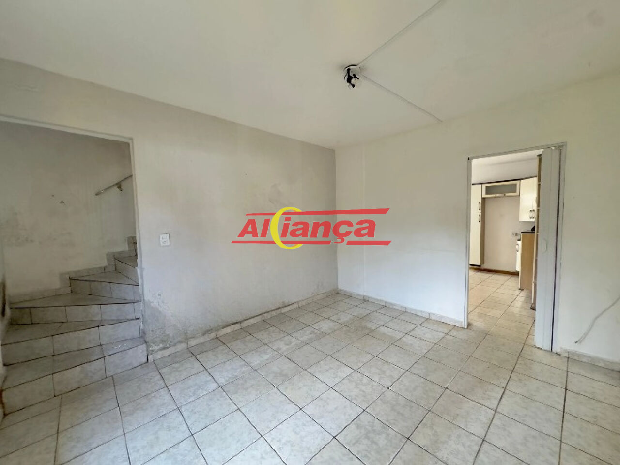 Foto 1 de Casa, para Locação, em Gopoúva, Guarulhos - Ref AI70498