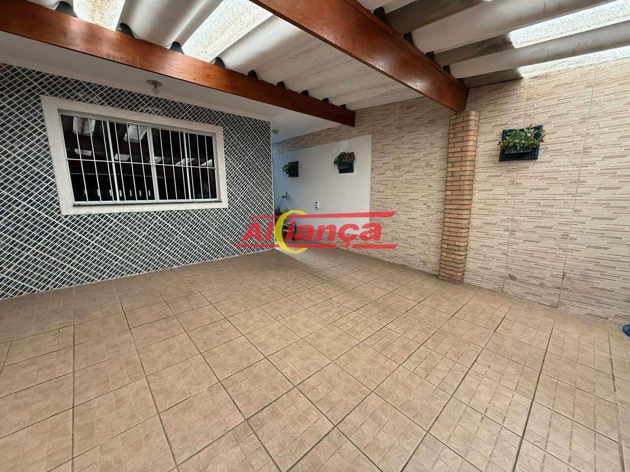 Foto 1 de Casa, para Venda, em Picanço, Guarulhos - Ref AI70504