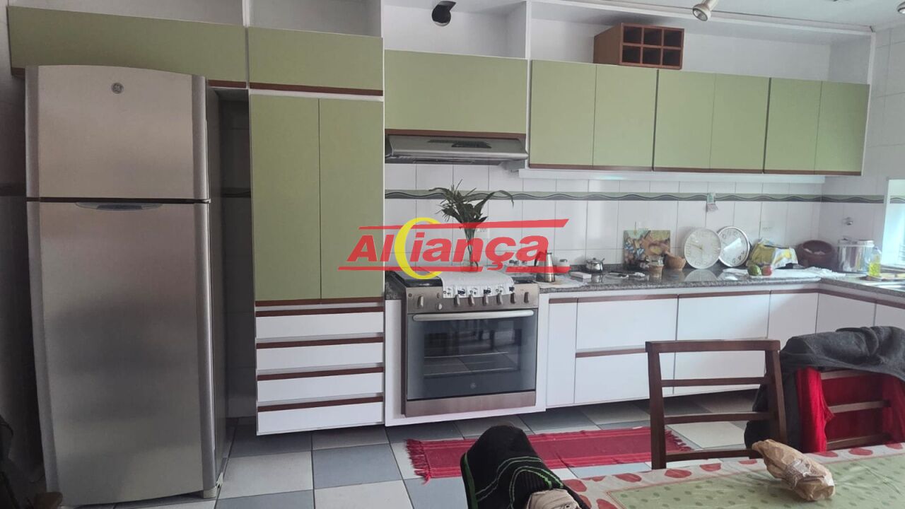 Foto 1 de Casa, para Venda, em Jardim Albertina, Guarulhos - Ref AI70505