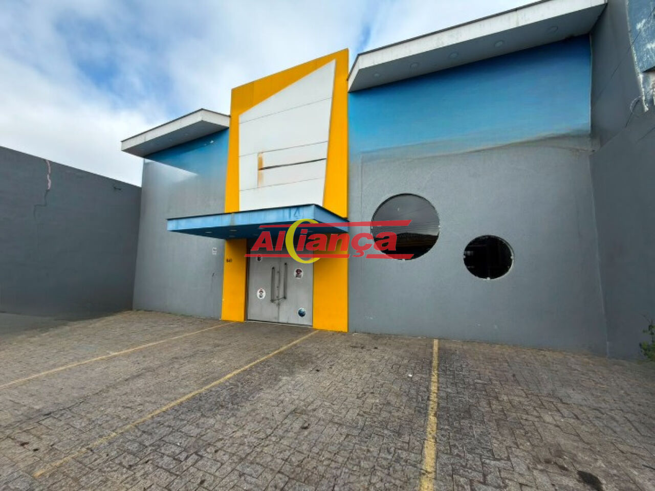 Foto 1 de Comercial, para Locação, em Vila Hulda, Guarulhos - Ref AI70624