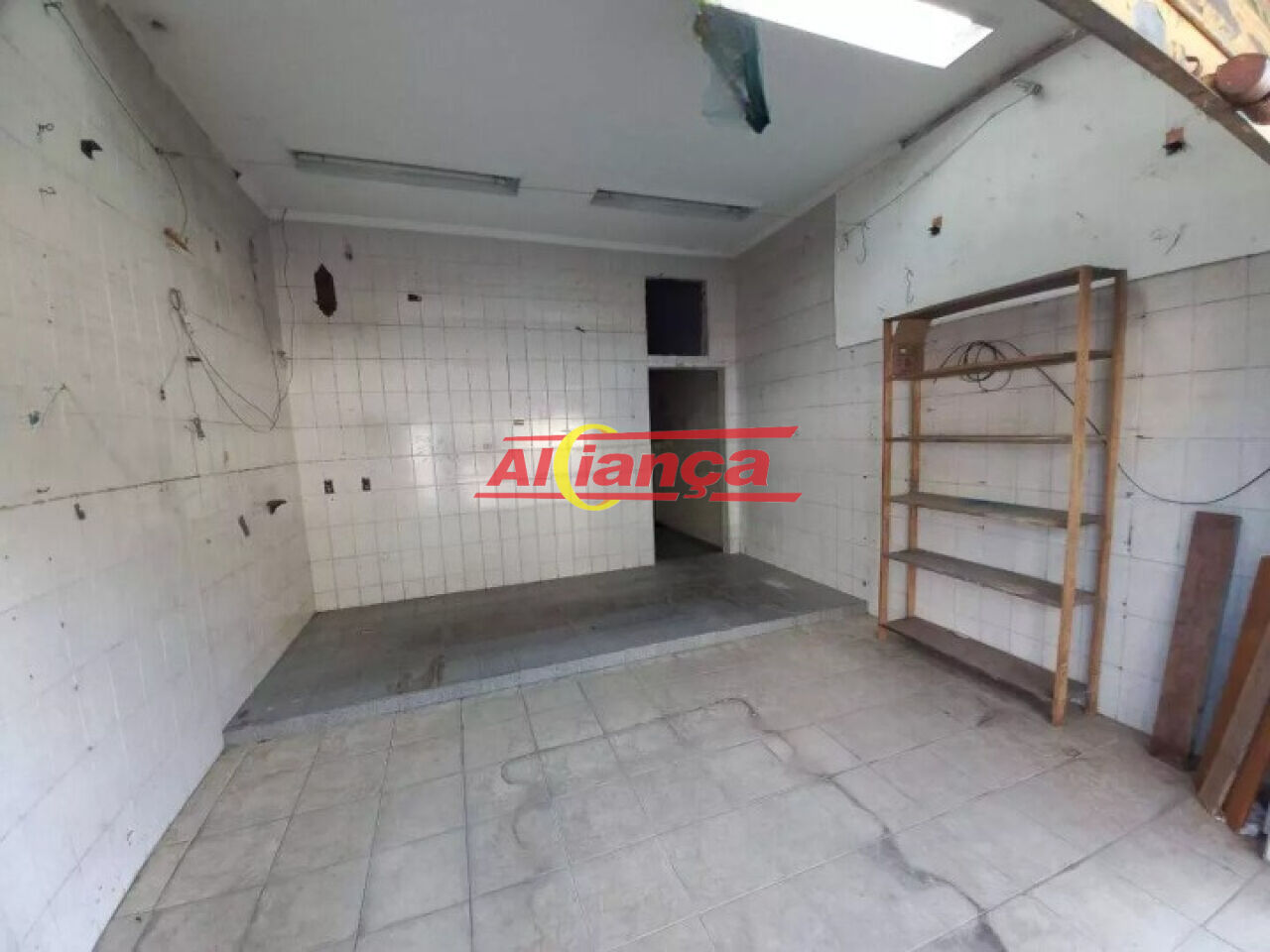 Foto 1 de Comercial, para Locação, em Jardim Vila Galvão, Guarulhos - Ref AI70746