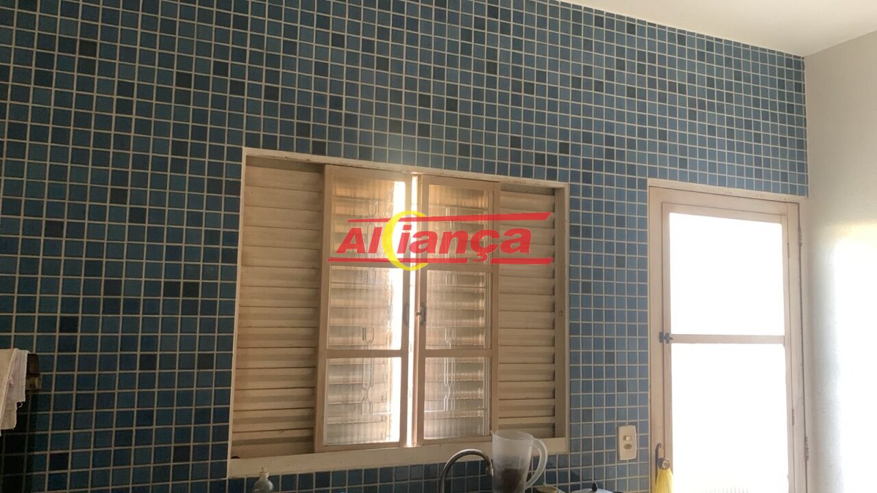 Foto 1 de Casa, para Locação, em Vila Carmela I, Guarulhos - Ref AI70754