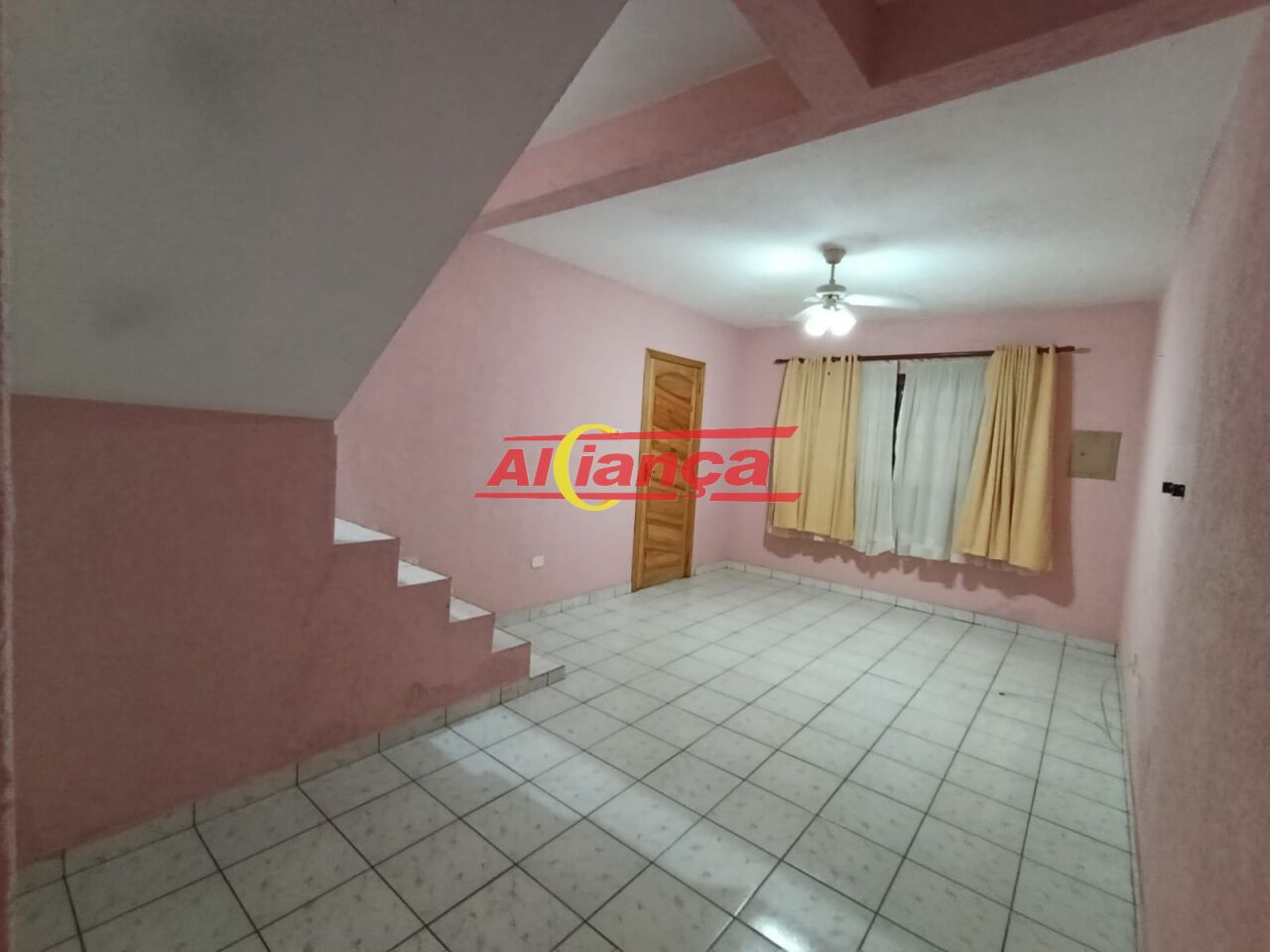 Foto 1 de Casa, para Locação, em Cidade Seródio, Guarulhos - Ref AI70904