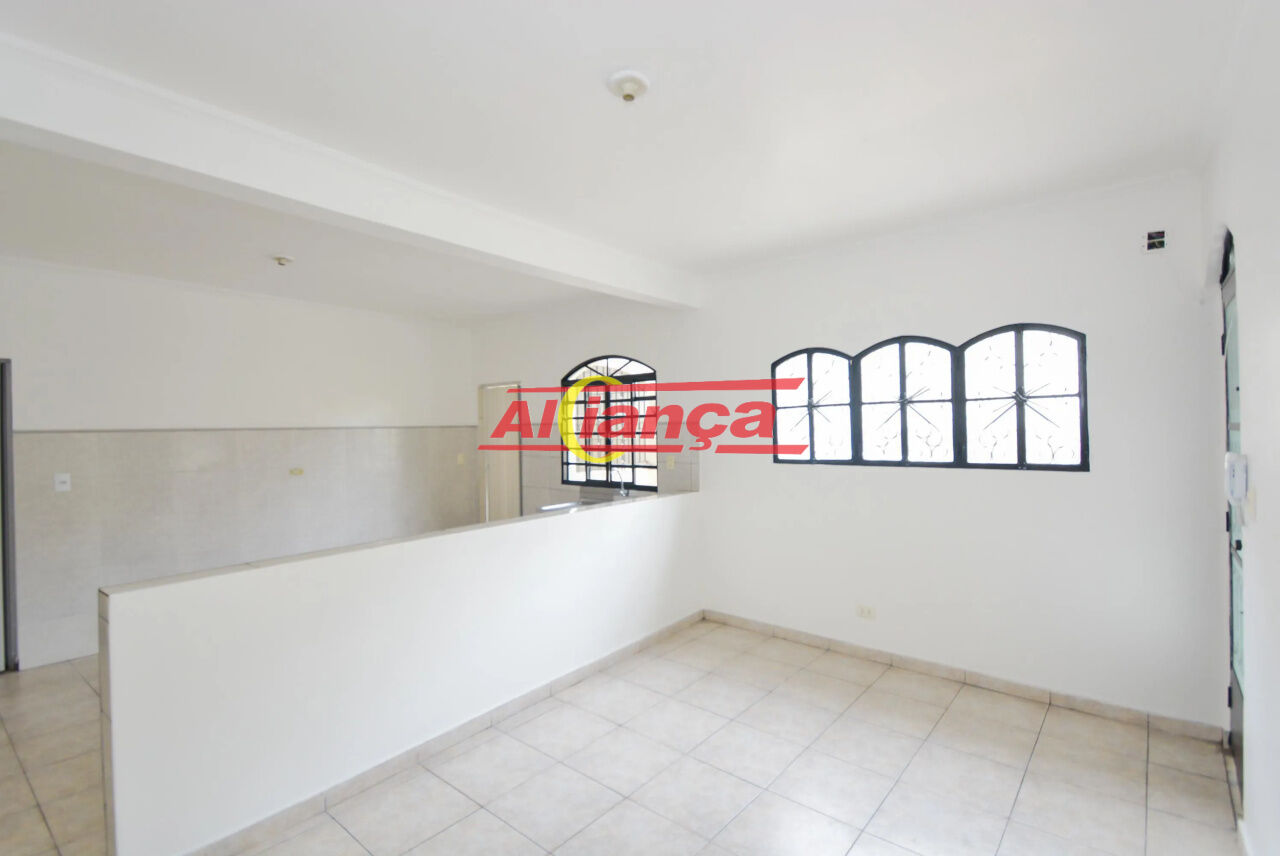 Foto 1 de Casa, para Locação, em Jardim Rosana, Guarulhos - Ref AI70989