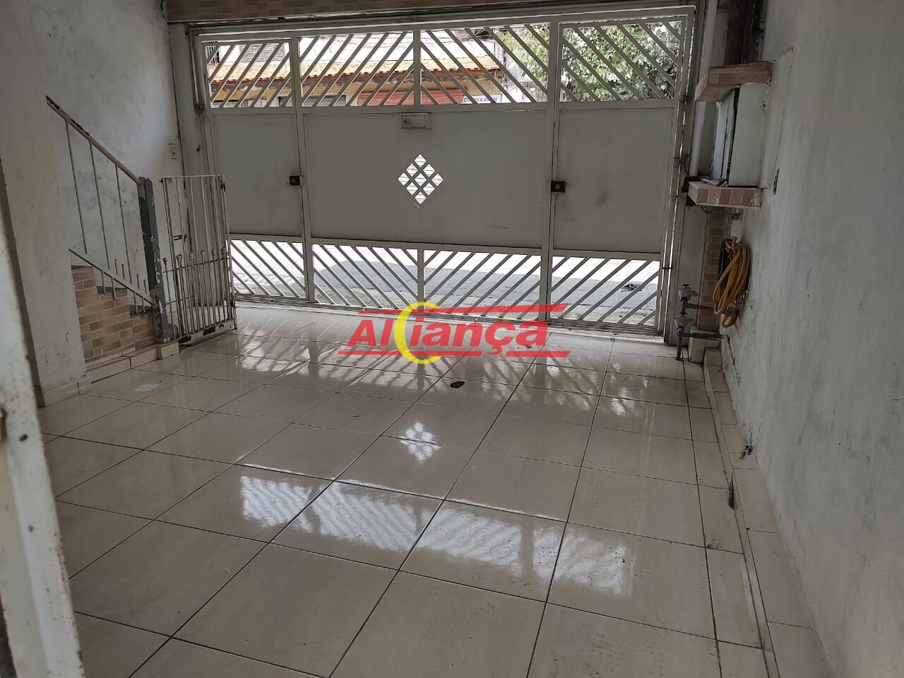 Foto 1 de Casa, para Venda, em Jardim Presidente Dutra, Guarulhos - Ref AI70999