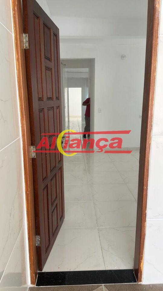 Foto 1 de Casa, para Locação, em Jardim Cumbica, Guarulhos - Ref AI71077
