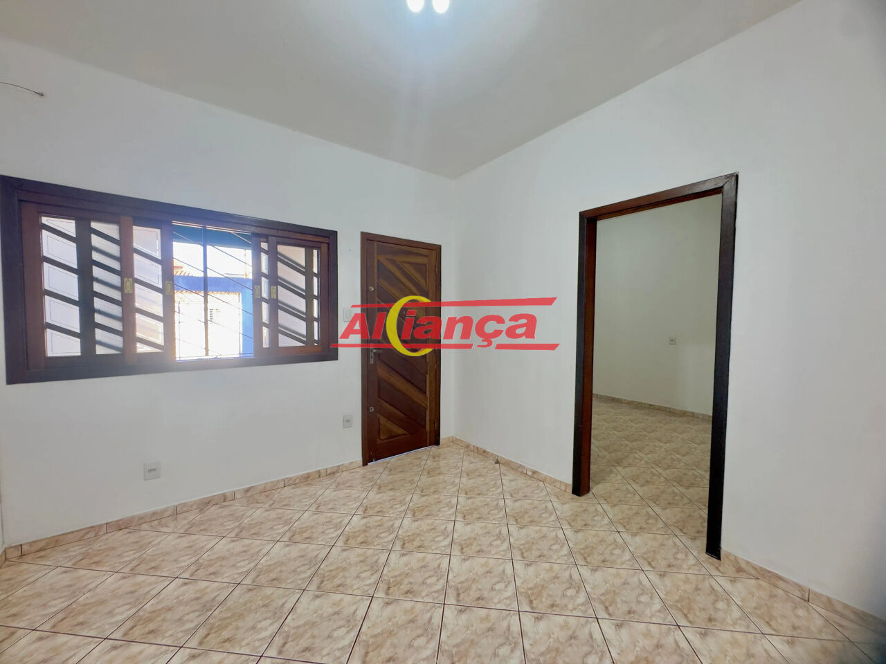 Foto 1 de Casa, para Locação, em Vila Augusta, Guarulhos - Ref AI71137