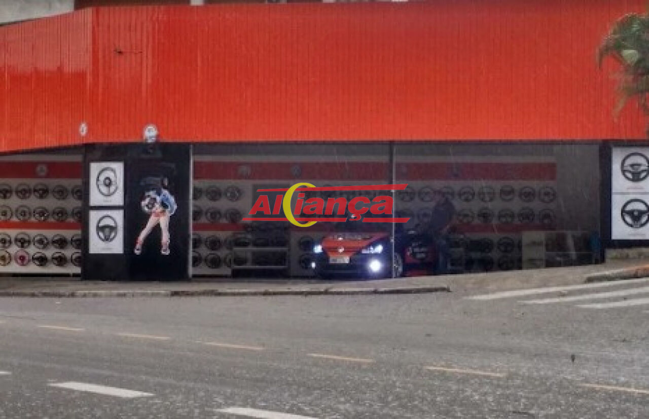 Foto 1 de Comercial, para Venda, em Cocaia, Guarulhos - Ref AI71153