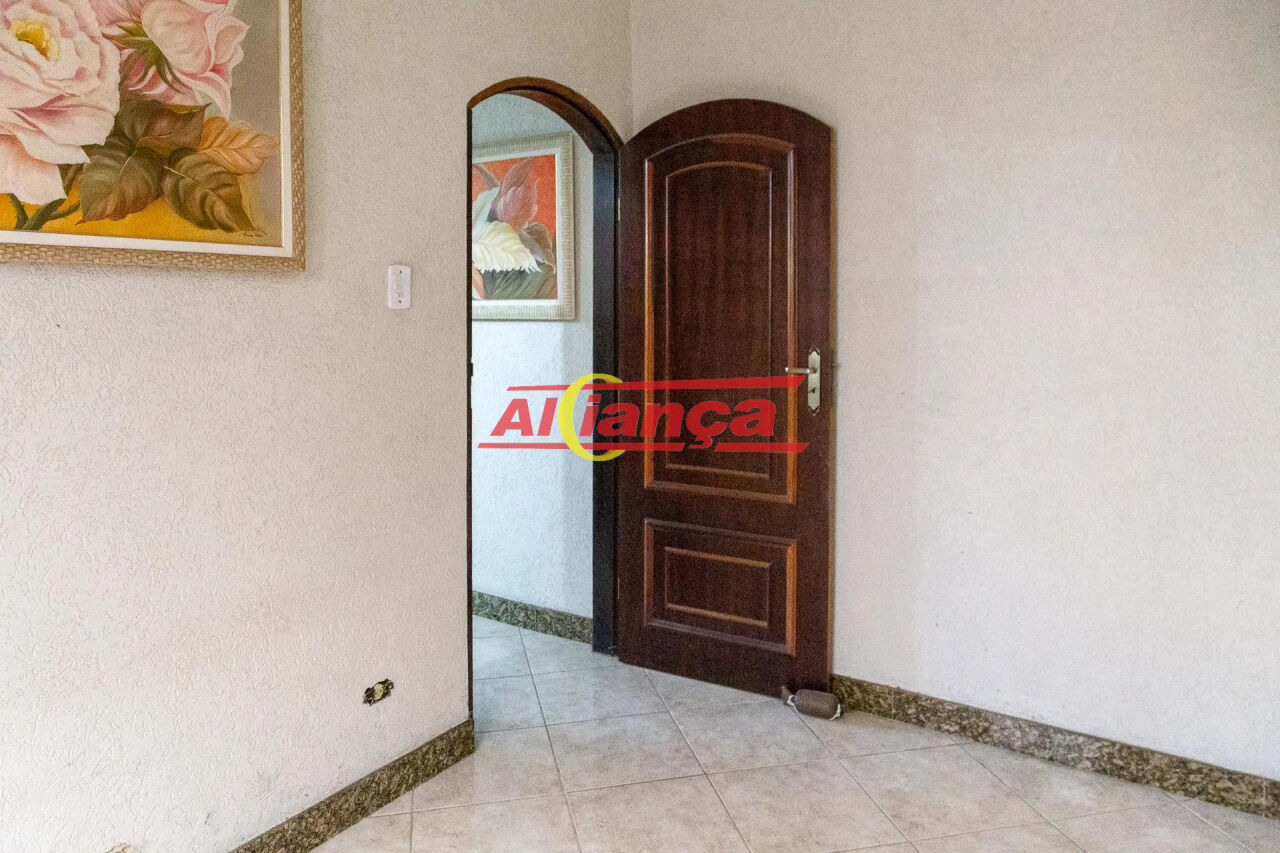 Foto 1 de Casa, para Locação, em Gopoúva, Guarulhos - Ref AI71364