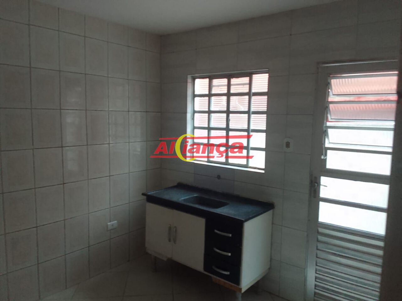 Foto 1 de Casa, para Locação, em Gopoúva, Guarulhos - Ref AI71408