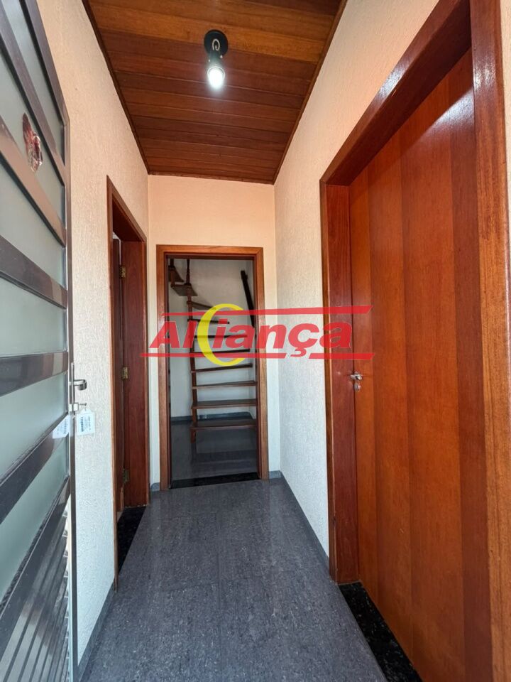 Foto 1 de Casa, para Locação, em Conjunto Residencial Paes de Barros, Guarulhos - Ref AI71518
