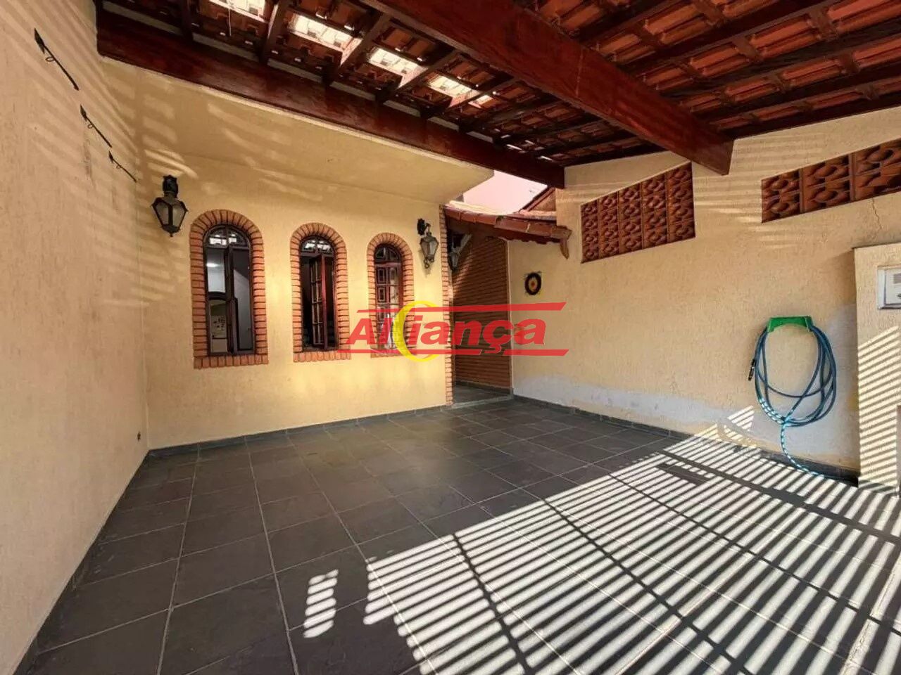 Foto 1 de Casa, para Venda, em Jardim Santa Cecília, Guarulhos - Ref AI71585
