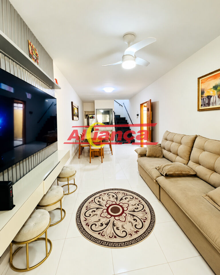 Foto 1 de Casa, para Venda, em Jardim Santa Bárbara, Guarulhos - Ref AI71789