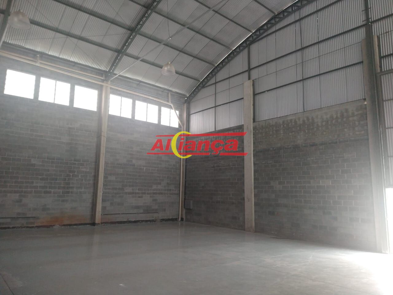 Foto 1 de Comercial, para Locação, em Jardim Presidente Dutra, Guarulhos - Ref AI71810