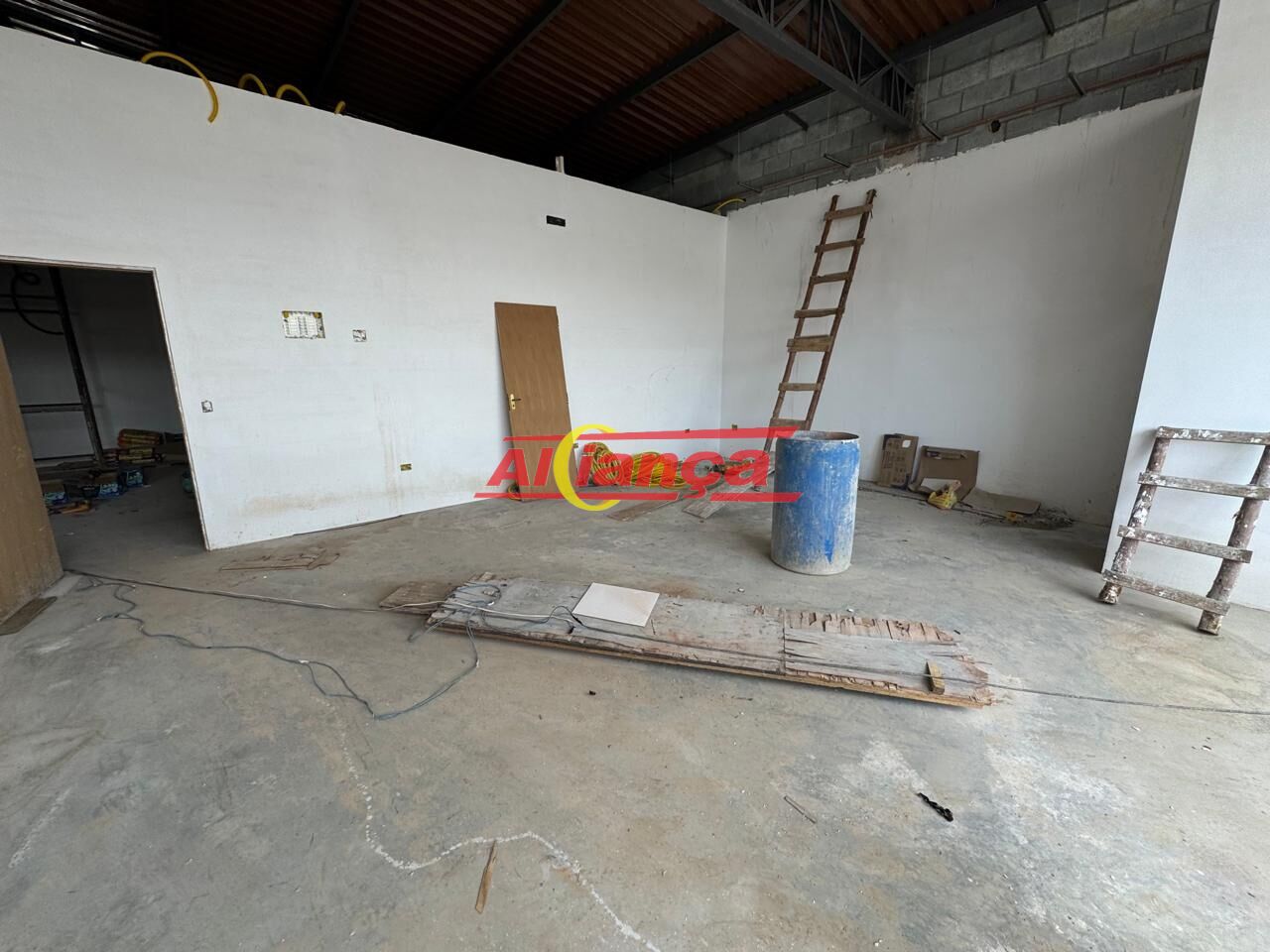 Foto 1 de Comercial, para Locação, em Taboão, Guarulhos - Ref AI71875