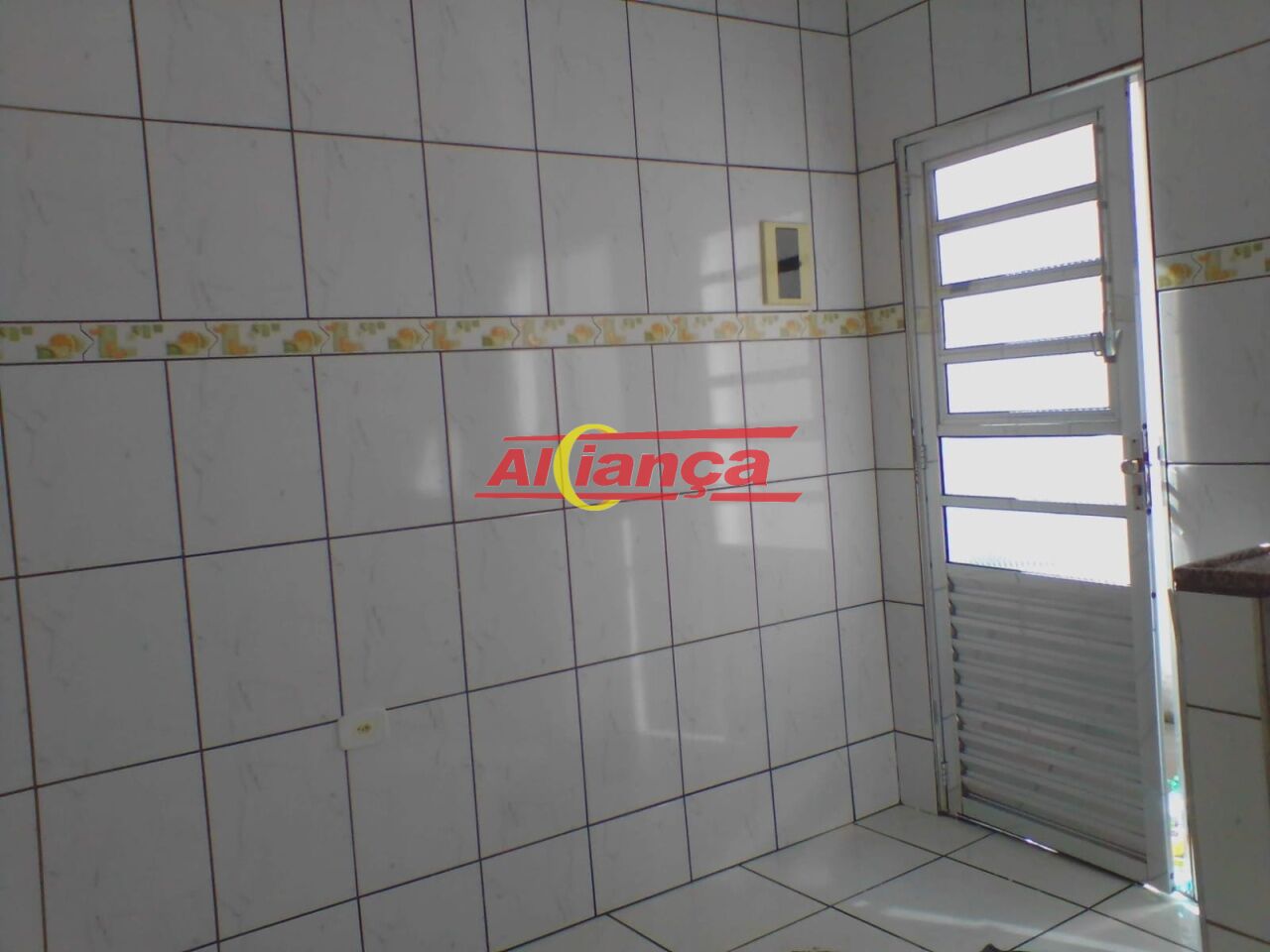 Foto 1 de Casa, para Locação, em Lavras, Guarulhos - Ref AI71902